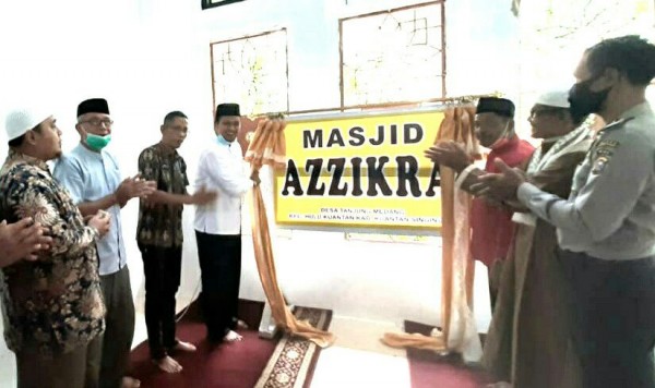 Kunjungi Hulu Kuantan, Ketua DPRD Kuansing Resmikan Masjid Az Zikra