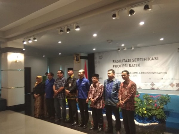 Badan Ekonomi Kreatif Selenggarakan Sertifikasi Profesi Batik
