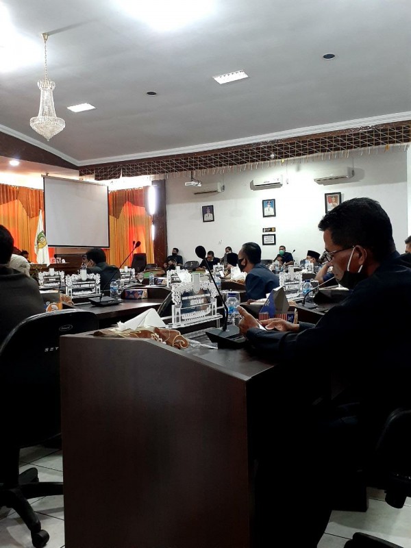 Bupati Dan DPRD Kuansing Sidang Paripurna, Dengan Agenda LKPj Tahun 2019