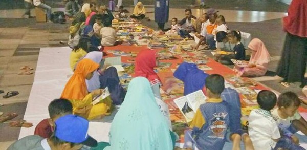 Wakil Bupati Siak Apresiasi Perpustakaan Trotoar