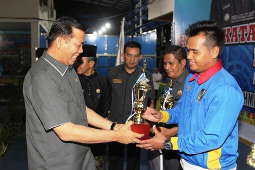 Walikota pekanbaru H.Firdaus ST,MT menyaksikan Pelantikan Pengurus IPSI Kota Pekanbaru