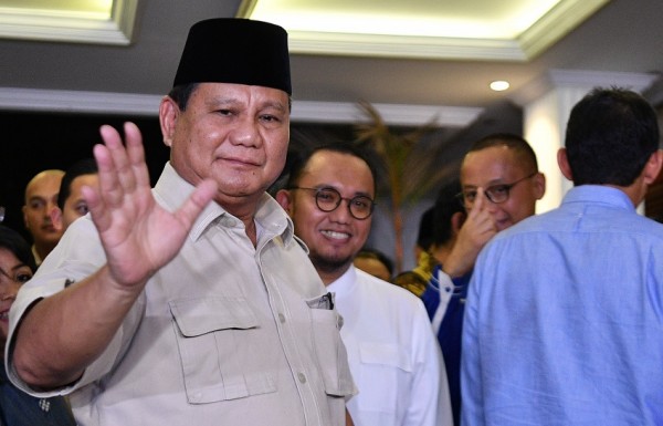 Prabowo Sambangi Bali Hadiri Kongres PDIP