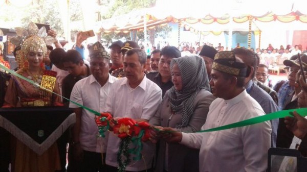 Bupati Siak Resmikan Pasar Rakyat Tualang