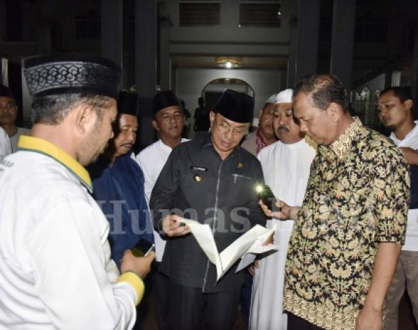 HM. Wardan Sampaikan Informasi Pembangunan ke Masyarakat