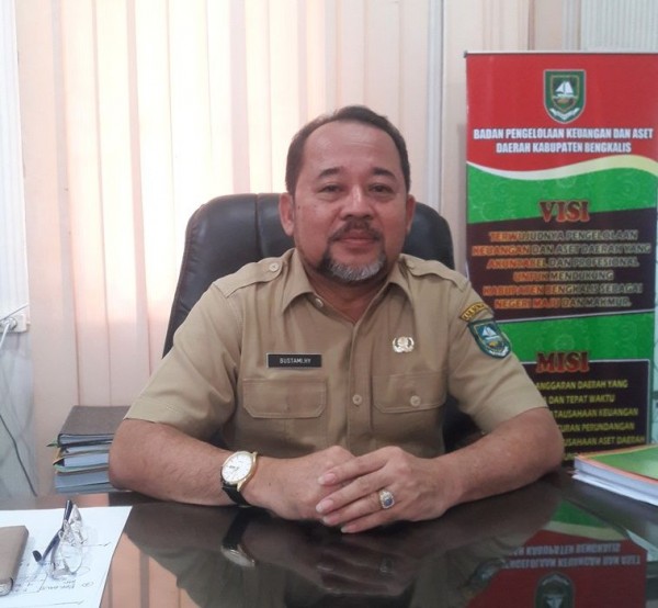 Pemkab Bengkalis Terima Deviden Bankriaukepri