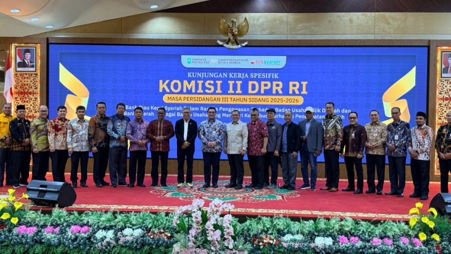 Bupati Pelalawan Hadiri Kunker Komisi II DPR RI 