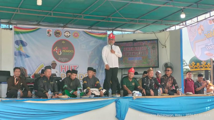 Bupati Pelalawan Resmikan Taman Kreatif Binuang Sakti Desa Segati
