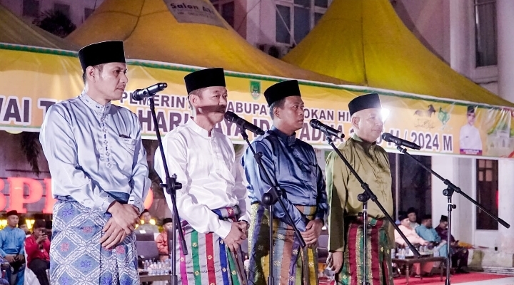 Didampingi Wabup dan Forkopimda, Bupati Rohil Lepas 54 Peserta Pawai Takbir Idul Adha