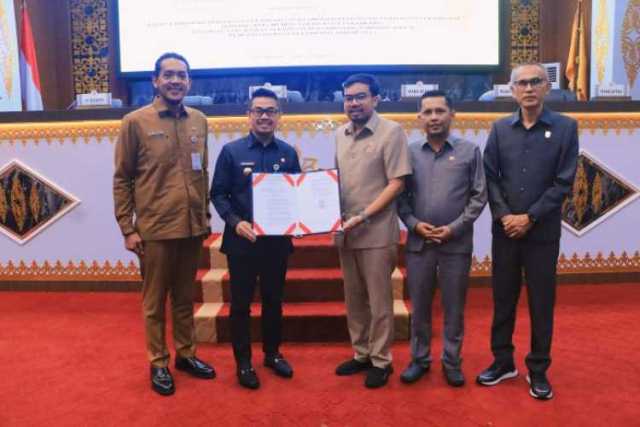 DPRD Pekanbaru Gelar Rapat Paripurna Penyampaian Keputusan tentang Rekomendasi LKPJ Pemko Tahun 2023