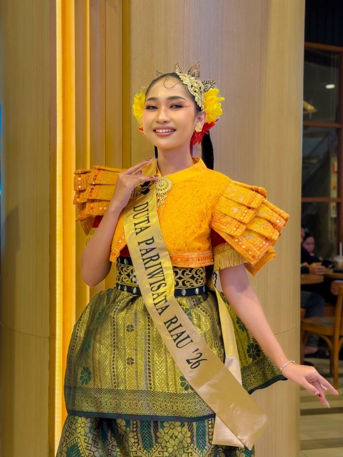 Mahasiswi UIR Berprestasi Ukir Nama di Panggung Duta Pariwisata Riau 2026, Wahyu Trinanda Puteri Butuh Dukungan Menjelang Grand Final 23 Mei