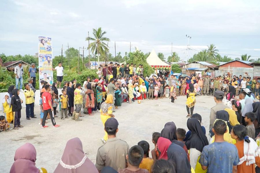 Meriah Dihadiri Ratusan Warga, Bupati Rohil Hadiri Hiburan Rakyat di Bagan Barat