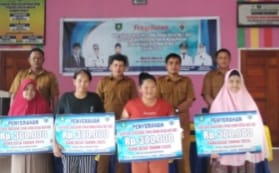 Pemerintah Desa Kelemantan Bengkalis Membagikan BLT DD kepada 30 KPM