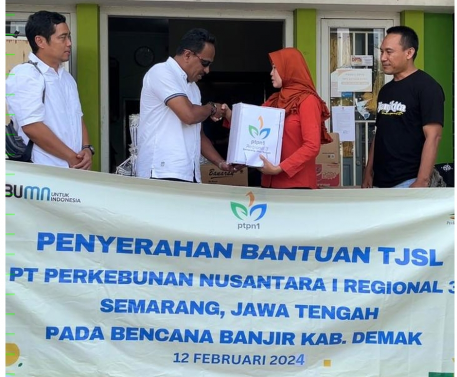 PTPN I Regional 3 Salurkan Bantuan Untuk Korban Banjir di Kabupaten Demak