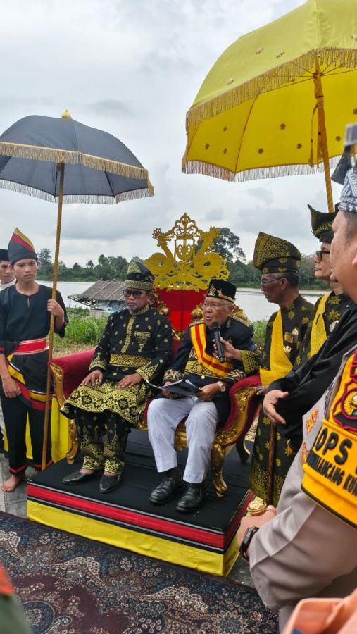 Sambut Ramadan 1447 H.Bupati Zukri Hadiri Prosesi Adat Belimau Sultan Pelalawan