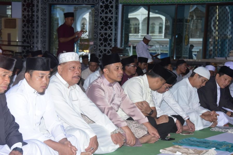 Wabup bersama Masyarakat Bengkalis, Laksanakan Salat Idul Adha di Masjid Istiqomah