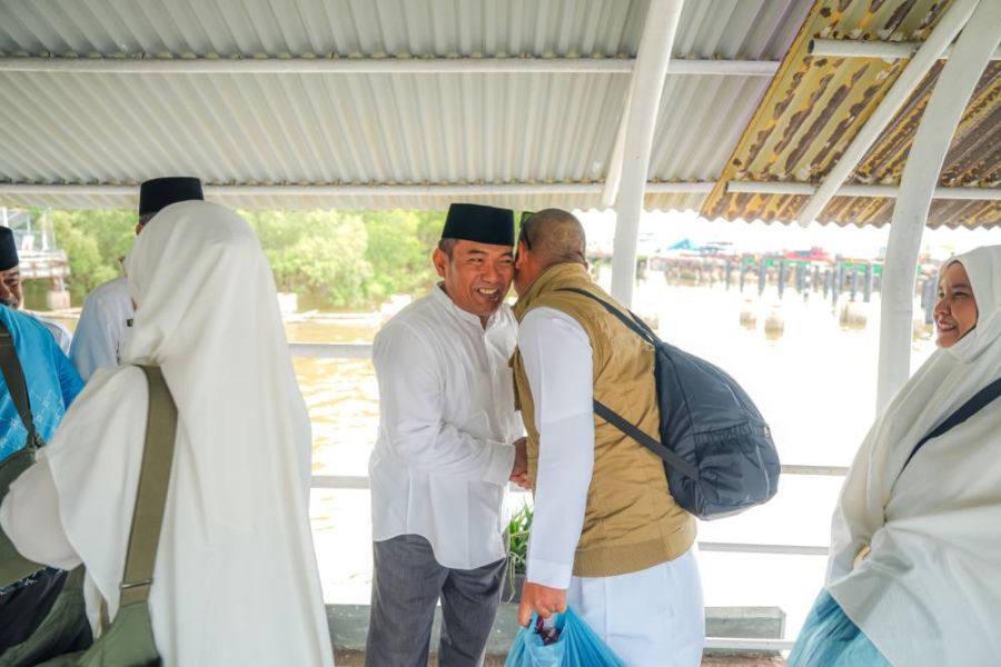 Wakil Wali Kota Sambut 131 Jemaah Haji Dumai Pulang dengan Selamat