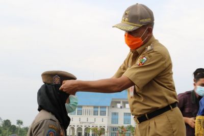 Wawako Pekanbaru Ingatkan Personel Satpol PP Tingkatkan Kedisiplinan
